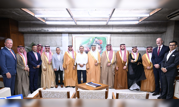 High-level Saudi delegation meets PM, expresses interest in billion-dollar investment in Bangladesh