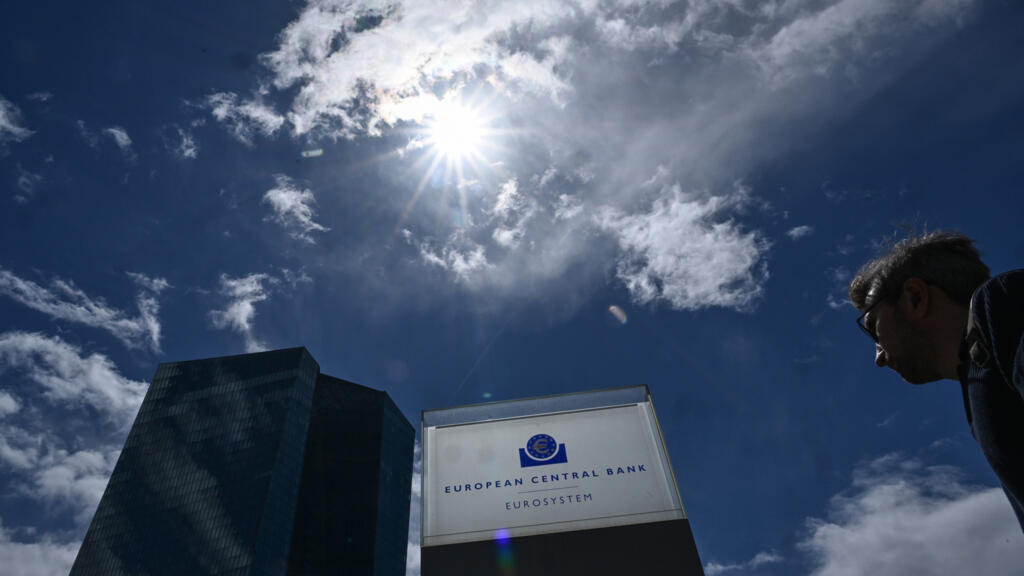 New Mideast fighting keeps eurozone rate-setters on edge