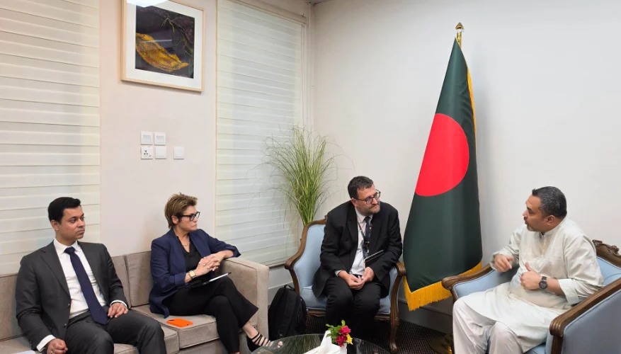 WB division director Jean Pesme meets Mahdi Amin