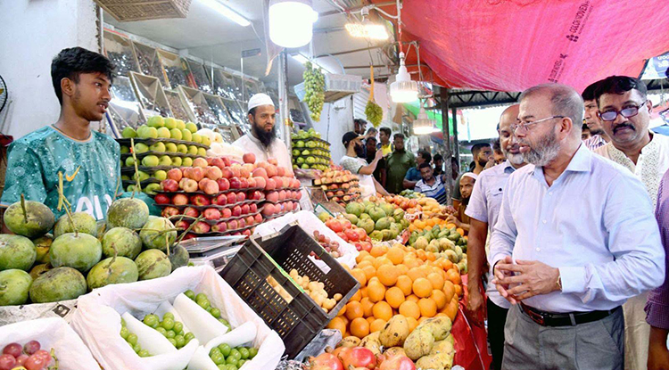 Faridul stresses awareness, strict law informant to end polythene use