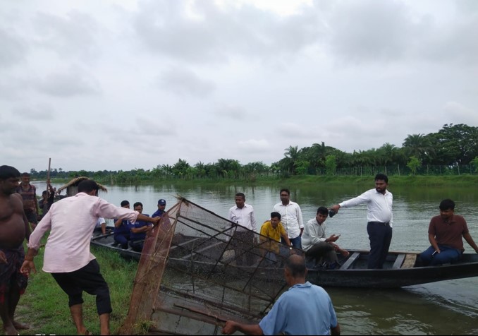 Illegal dams, fishing nets removed from Ghyangrail River in Dumuria