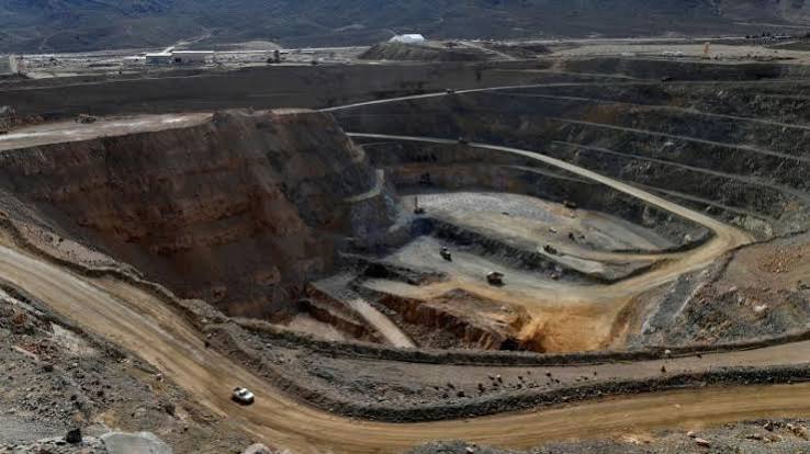 Pentagon to invest $400m in Australian rare earth mine