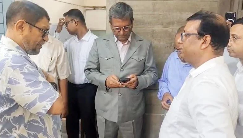 Sakhawat orders transfer of Chandpur civil surgeon over negligence of duties