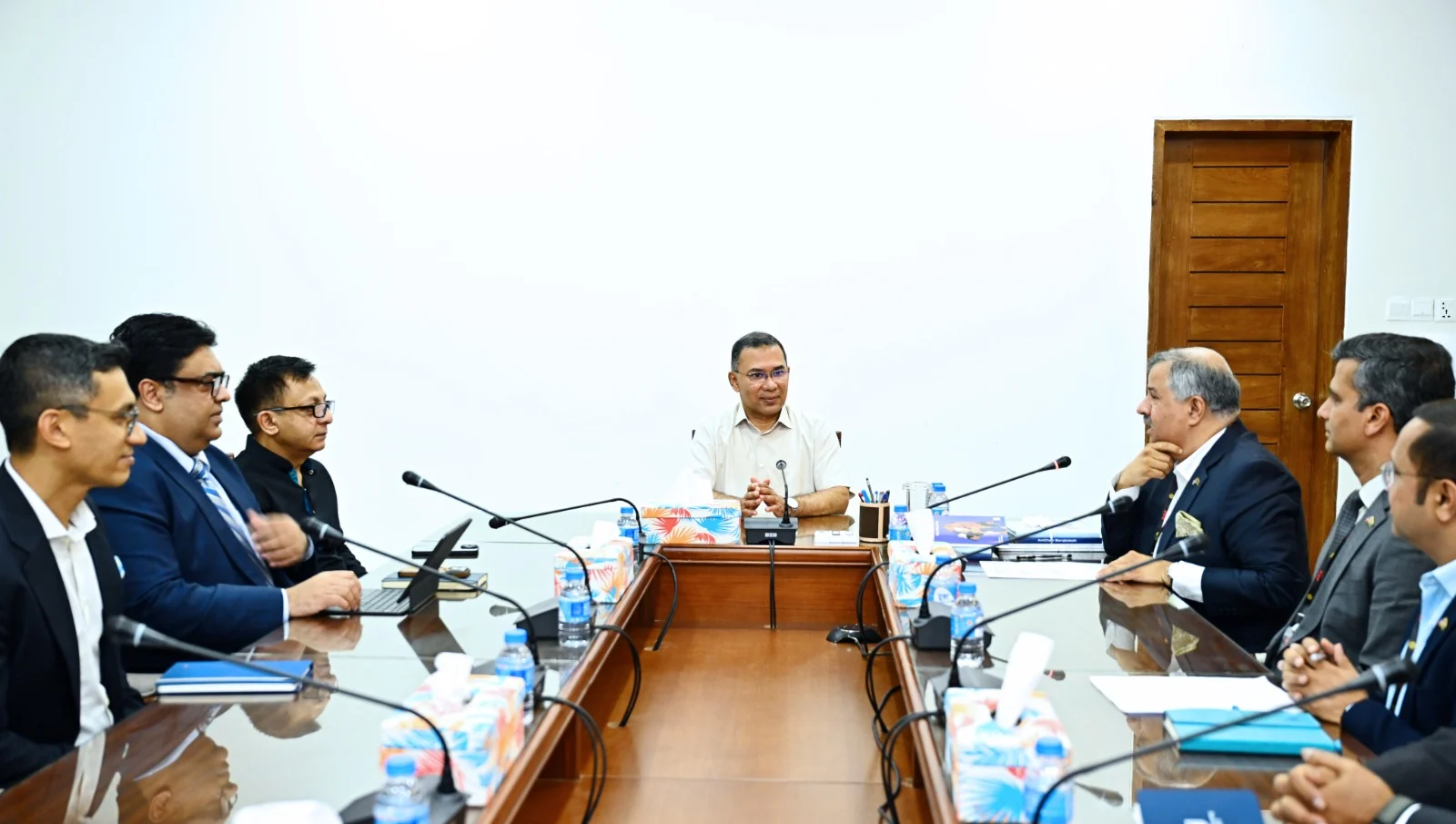 PM assures foreign investors of all-out support