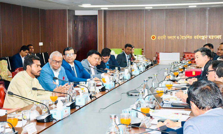 Ariful stresses responsible worker recruitment system at meeting with Thai delegation