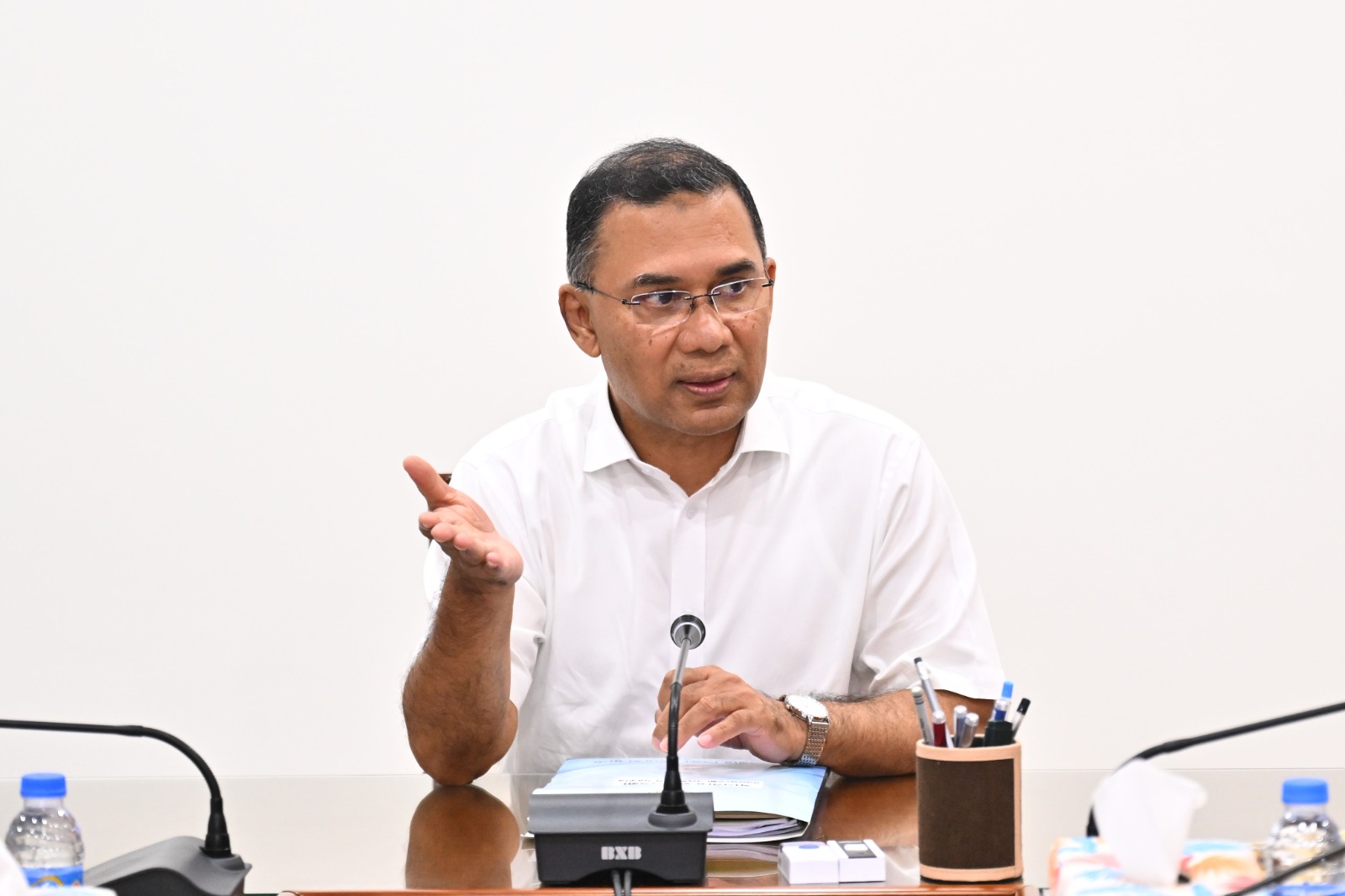 PM directs feasibility study on reintroducing universal stipends for girls 