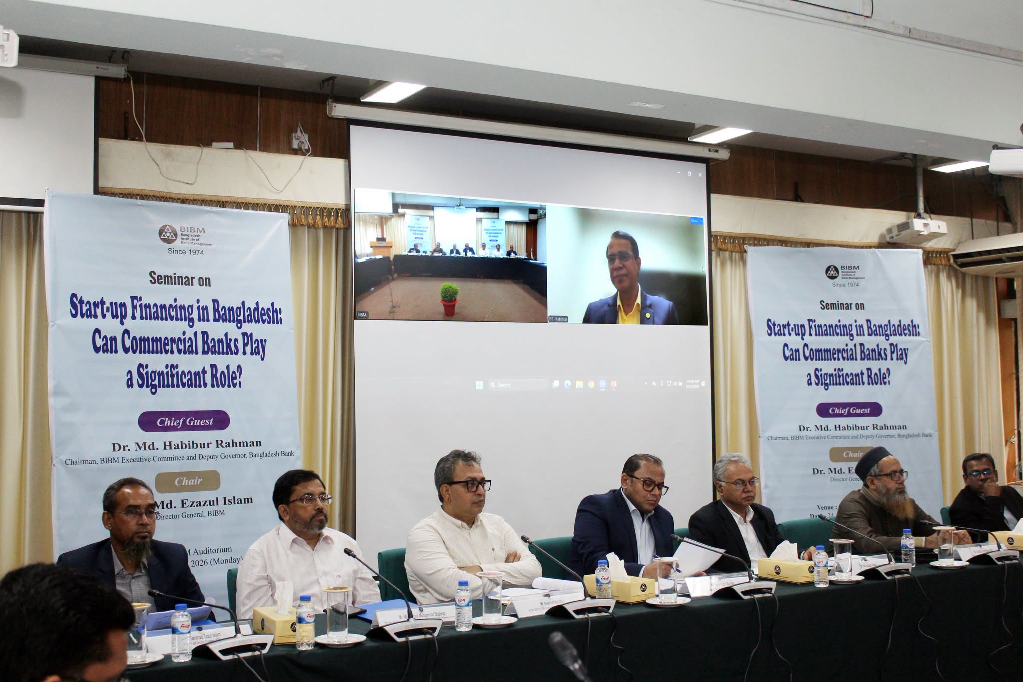 BIBM seminar discusses commercial banks' role in start-up financing