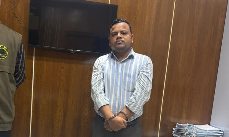 One remanded over fraud using fake FB accounts of PM's family members, officials