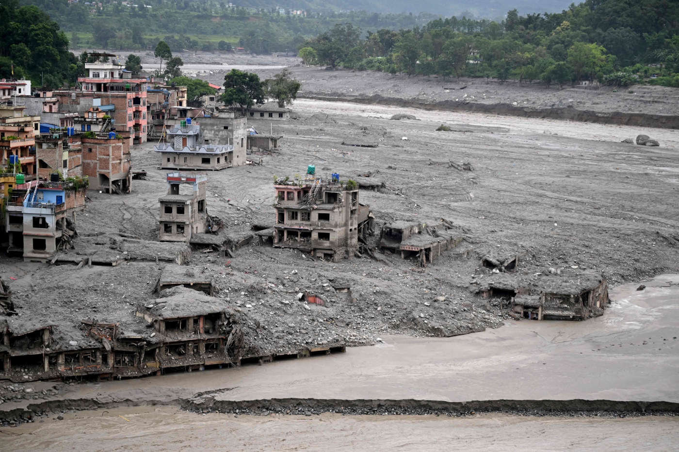At least 2,500 buildings destroyed in Nepal valley: data analysis
