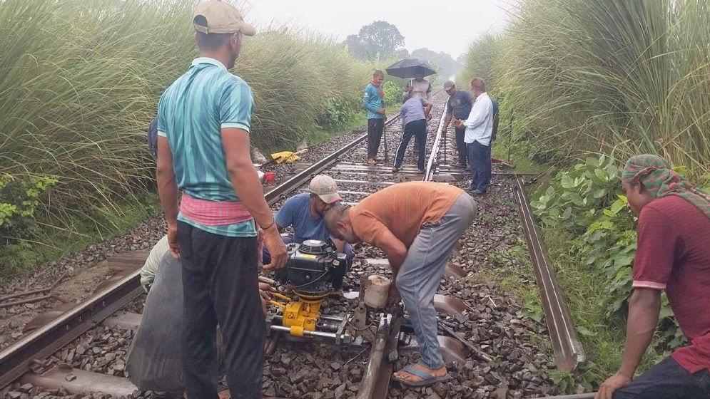 Dhaka-Rajshahi Rail communication normal after two and a half hours