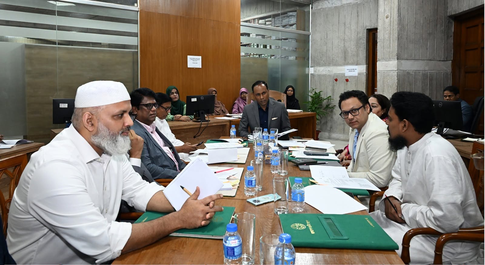 JS committee seeks more manpower for parliament library