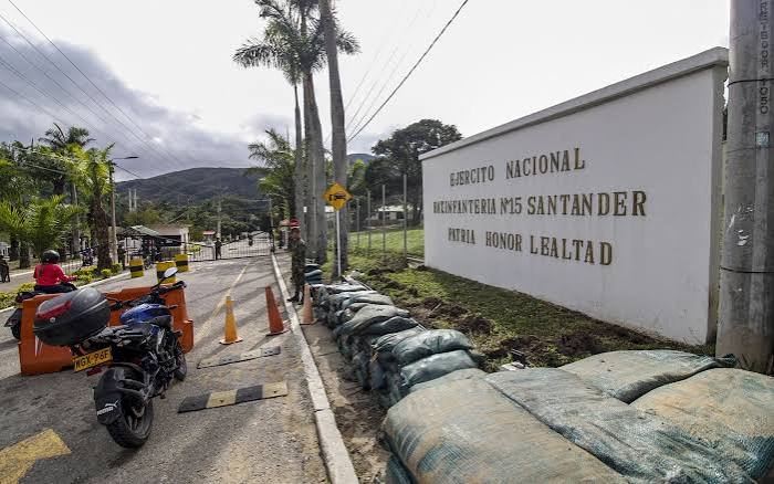 Guerrilla drone attack kills two in Colombia