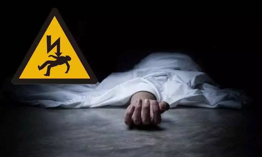 Farmer electrocuted in Satkhira