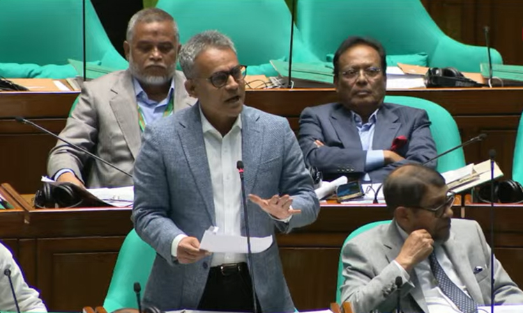 Chattogram port to be freed from all illegal occupation within two months: Shipping Minister