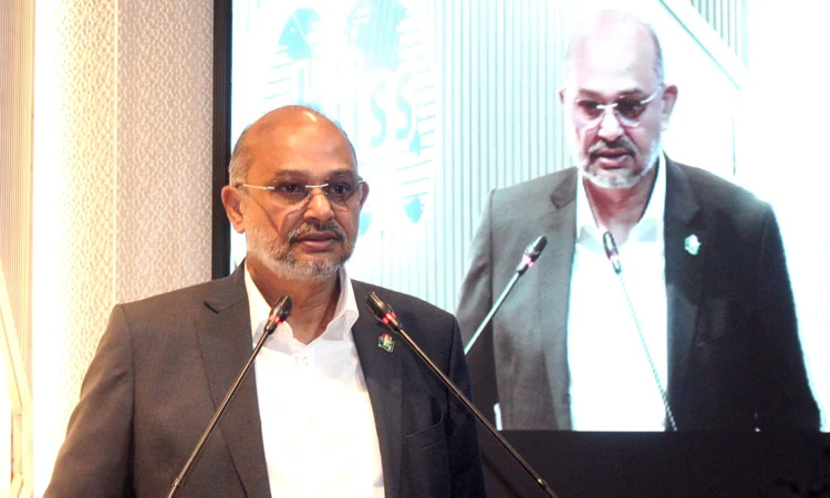 Gas supply to become normal within days: Dr Titumir