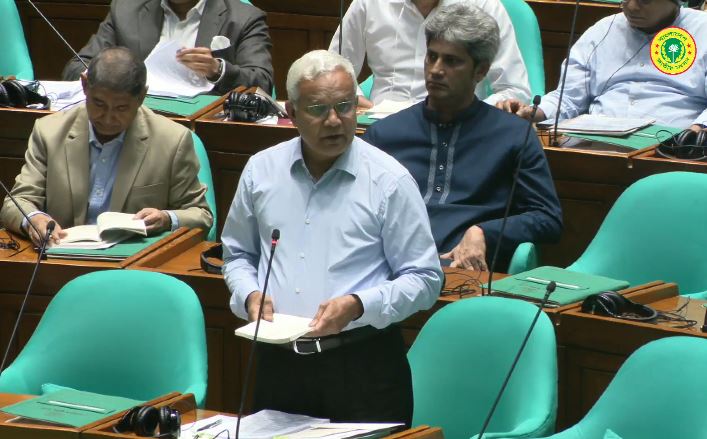 Efforts underway to keep spouses’ workplaces closer: Zahid 