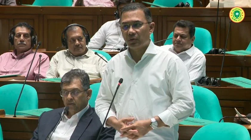 Govt completes design for electric train on Chattogram-Dhaka corridor: PM  
