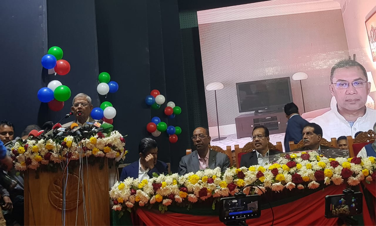বর্তমান সংকট উত্তরণে দ্রুত সময়ের মধ্যে নির্বাচন দেওয়া প্রয়োজন: ফখরুল
