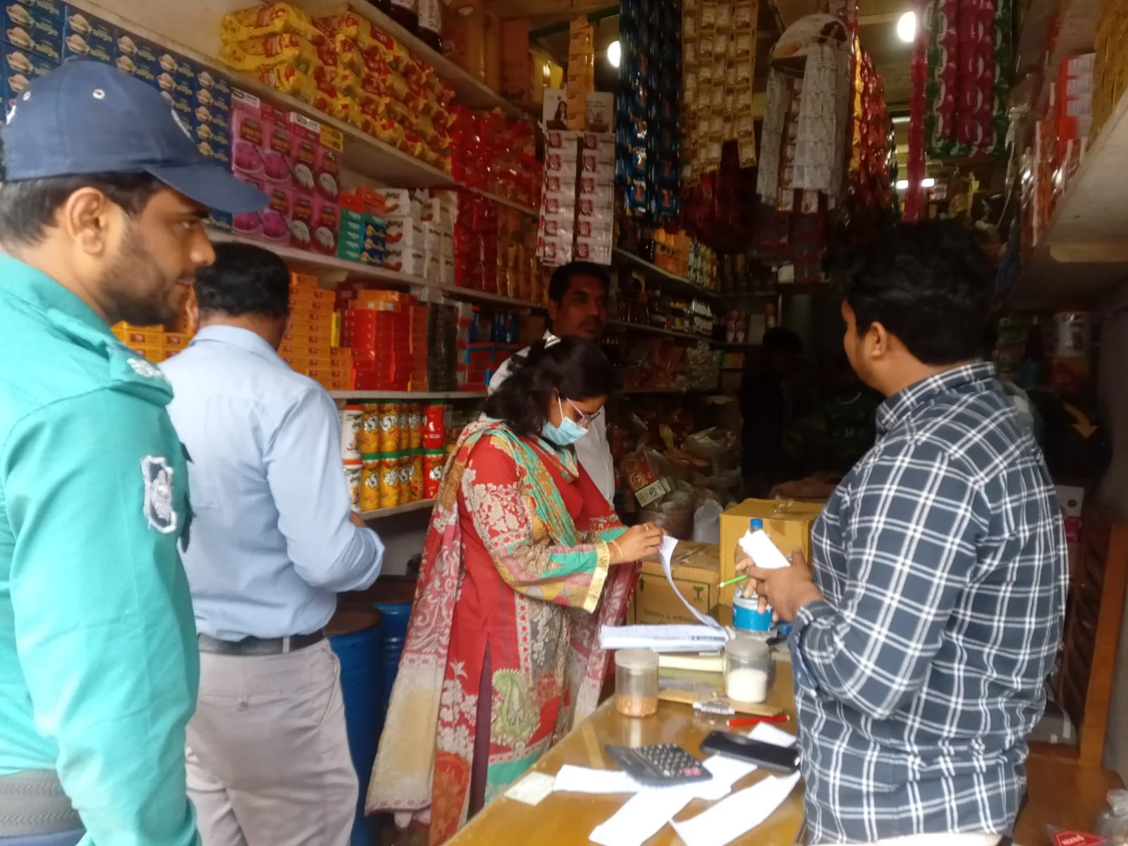 চট্টগ্রামে ভোক্তা অধিকারের অভিযানে ১ লাখ ৬২ হাজার টাকা জরিমানা