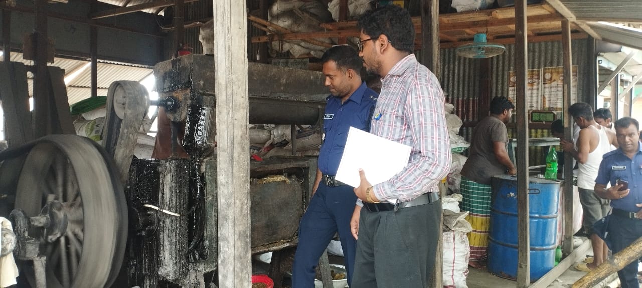 মুন্সীগঞ্জে ২ প্রতিষ্ঠানকে জরিমানা