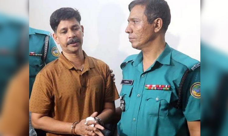 বরিশালে বিআরটিএ অফিসে দুদকের অভিযান