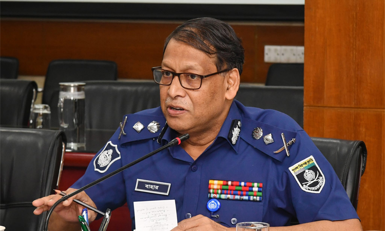 সীমান্তে এসপিদের সতর্ক থাকার নির্দেশ আইজিপি’র