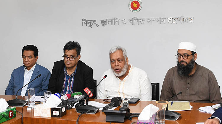 শিল্পে উৎপাদন বৃদ্ধির জন্য গ্যাস সরবরাহ করা হবে : জ্বালানি উপদেষ্টা