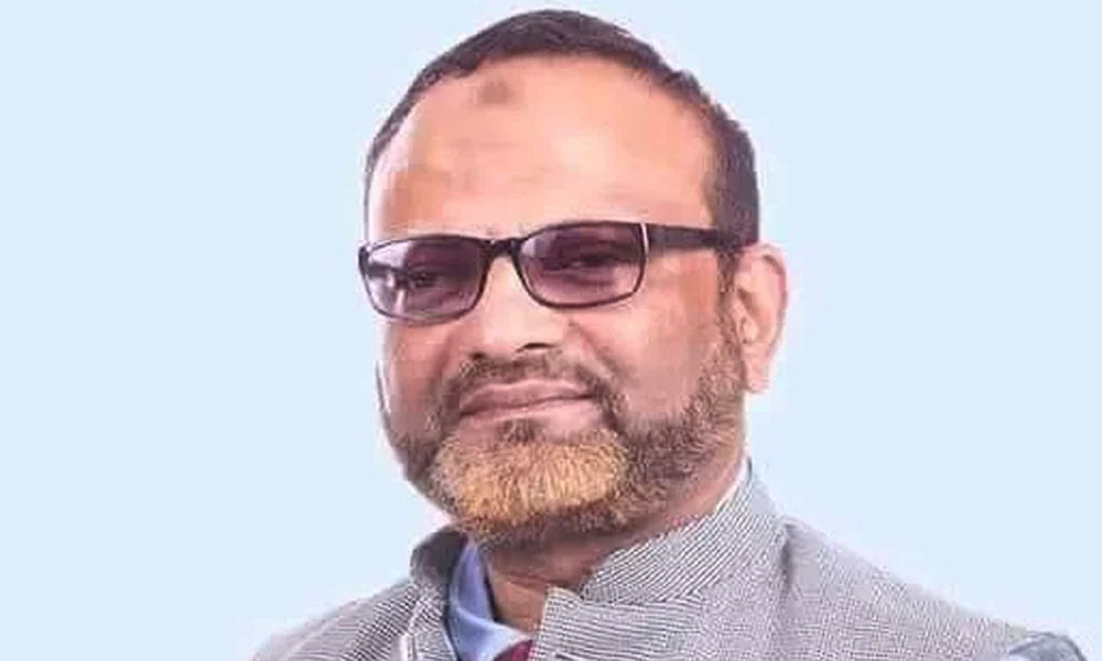সরকারের ওপর অর্থনৈতিক নির্ভরতা কমাতে চাই : ঢাবি উপাচার্য