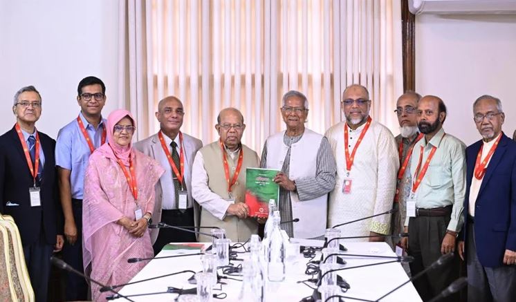 বিদ্যমান আইনকে যুগোপযোগী করার সুপারিশ স্বাস্থ্যখাত সংস্কার কমিশনের