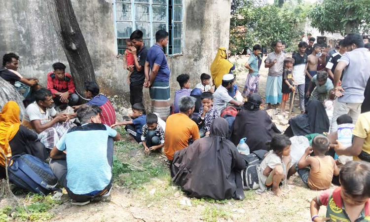 ভাসানচর থেকে পালিয়ে আসা ৪০ রোহিঙ্গা চট্টগ্রামে আটক