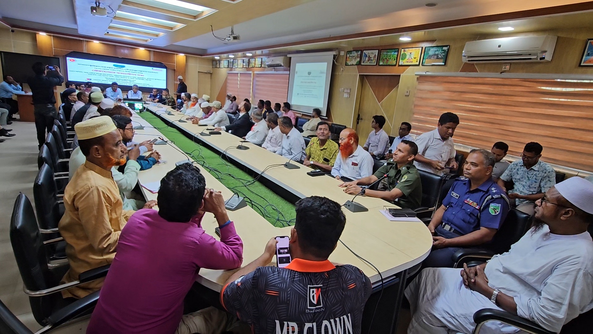 পঞ্চগড়ে পর্যটন সম্ভাবনা যাচাইয়ে স্টেকহোল্ডার কনসালটেশন সভা 