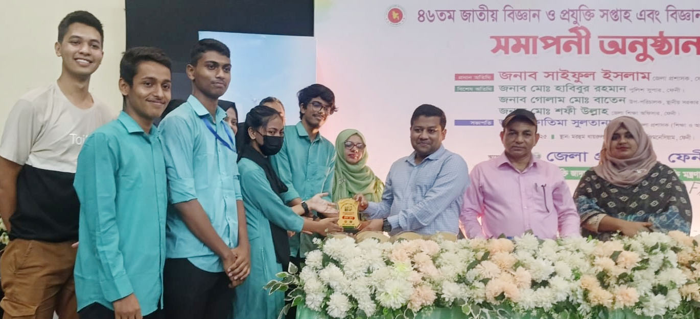 ফেনীতে পাঁচ দিনব্যাপী ভ্রাম্যমাণ বইমেলা শুরু