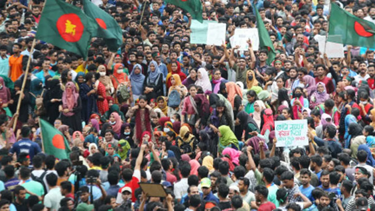 শাহজাদপুরে সাবেক দুই সংসদ সদস্যসহ ১৯৬ জনের নামে মামলা