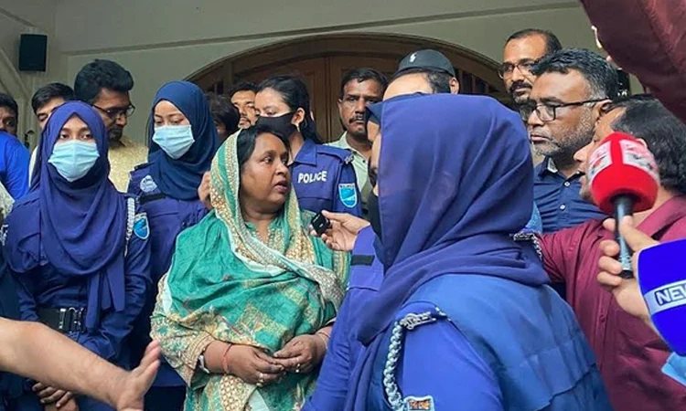 আইভীকে আরো দুই মামলায় গ্রেফতার দেখানো হলো