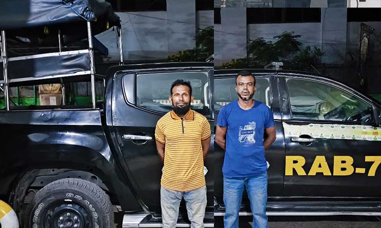 রাজশাহীর হত্যা মামলার দুই পলাতক আসামি চট্টগ্রামে গ্রেফতার