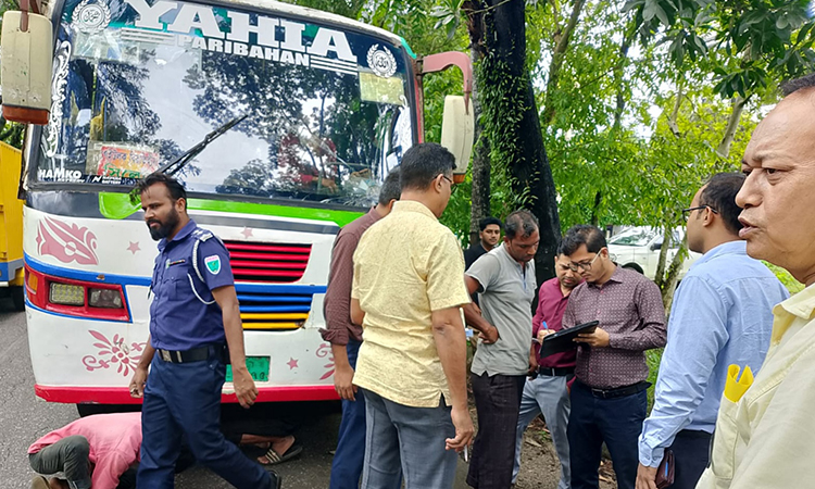 সুনামগঞ্জে শব্দ দূষণের দায়ে ৪ যানবাহনকে জরিমানা