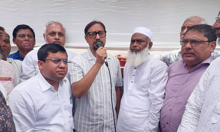 নগরের যোগাযোগ ব্যবস্থায় ব্যাপক পরিবর্তন আনা হচ্ছে : চসিক মেয়র 