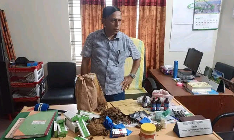 ঠাকুরগাঁওয়ে মাদকদ্রব্য নিয়ন্ত্রণ কার্যালয় থেকে মাদকদ্রব্য উদ্ধার