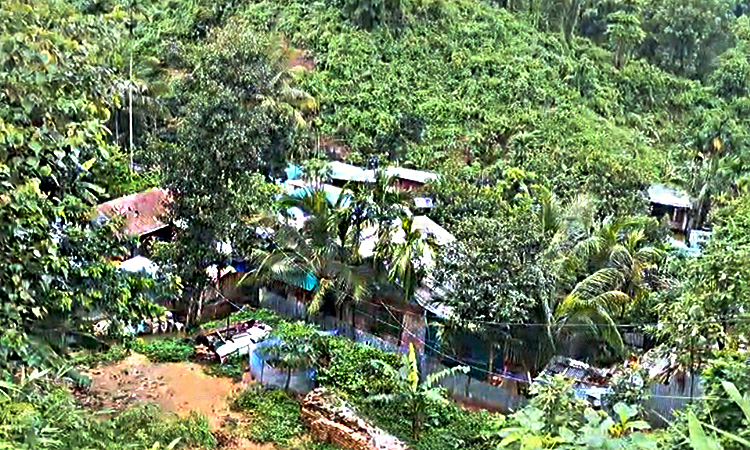 টানা বৃষ্টিতে রাঙ্গামাটিতে বসত বাড়ী ও ফসলী জমি ডুবে ব্যাপক ক্ষতি 