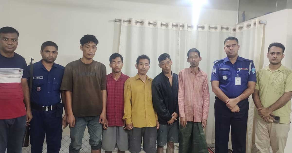 চট্টগ্রামের গহিন জঙ্গল থেকে হাত-পা বাঁধা ৫ উপজাতি তরুণ উদ্ধার