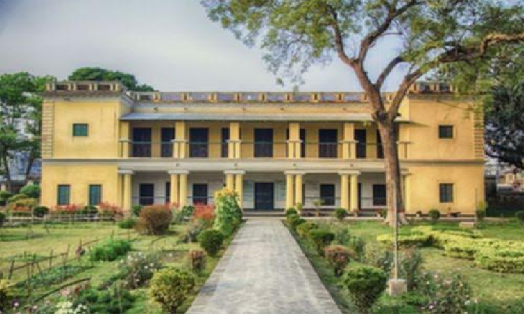 শাহজাদপুরে রবীন্দ্র কাছারি বাড়িতে অনির্দিষ্টকালের জন্য দর্শনার্থী প্রবেশ বন্ধ