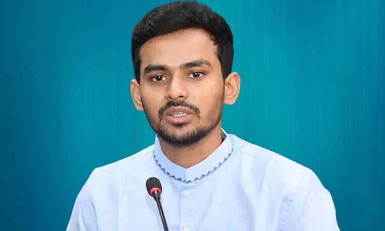 পরিচ্ছন্নতা কর্মীদের অক্লান্ত পরিশ্রমে ঈদ হয়েছে আনন্দময় : এলজিআরডি উপদেষ্টা 