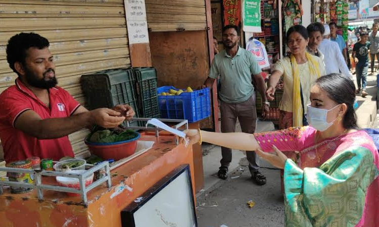 খাগড়াছড়িতে স্বাস্থ্য সুরক্ষা সামগ্রী বিতরণ