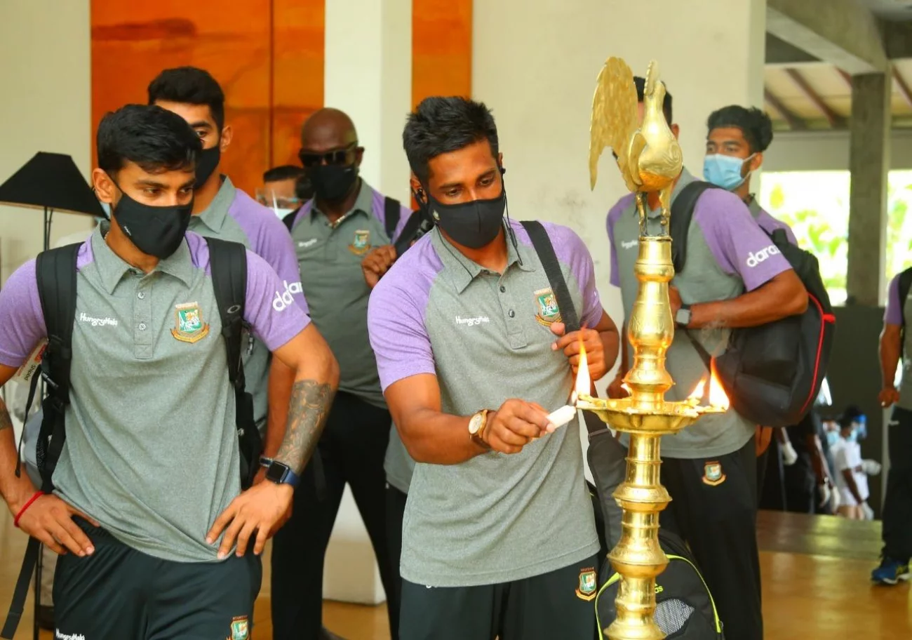 শ্রীলংকা পৌঁছেছে বাংলাদেশ দল