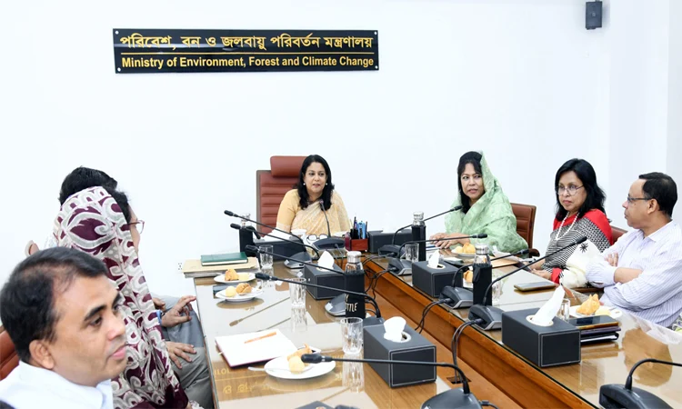 বাঁশের আসবাবপত্রের ব্যবহার বাড়াতে হবে: পরিবেশ উপদেষ্টা