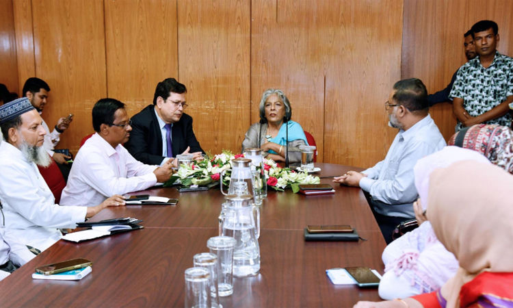 সকল জেলায় সেবামূলক মেলার আয়োজন করা হবে: শারমীন এস মুরশিদ