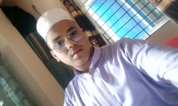 বাসস দেশ-১২ :  আলেম হওয়ার স্বপ্ন ছিল শহীদ আবদুল্লাহর