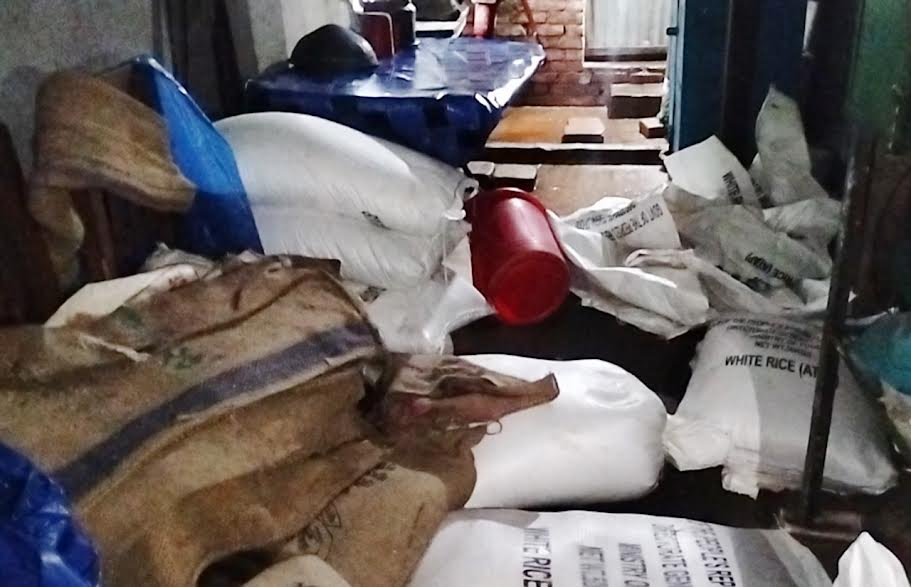 চাঁদপুরে সরকারি চাল উদ্ধার, গ্রাম পুলিশ আটক
