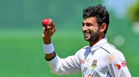 বিদেশের মাটিতে প্রথম ফাইফার নাইমের