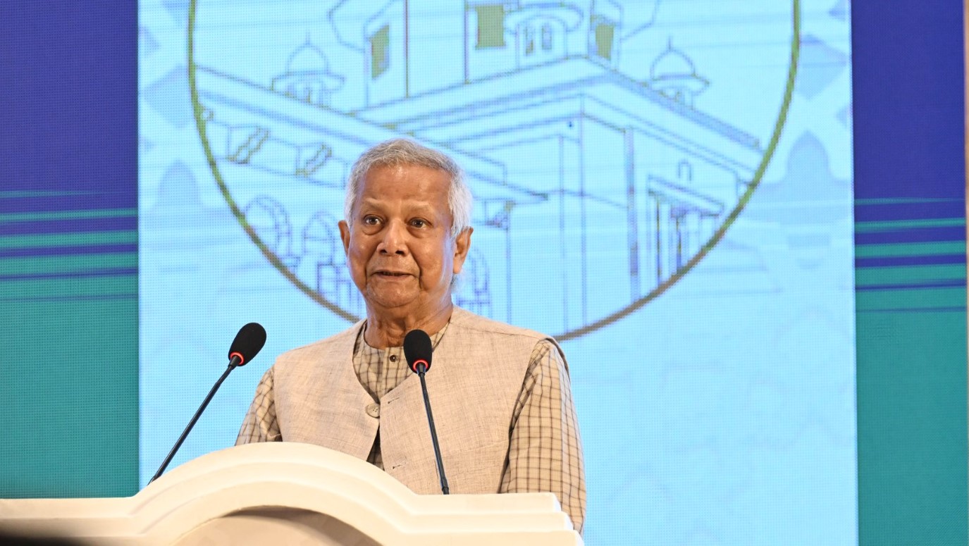 স্বাধীন ও দক্ষ বিচার বিভাগ গড়তে অন্তর্বর্তীকালীন সরকার প্রতিশ্রুতিবদ্ধ : প্রধান উপদেষ্টা